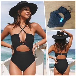 NWOT Cupshe Black One Piece Cut Out Criss Cross Halter Swimsuit Bathing Suit L